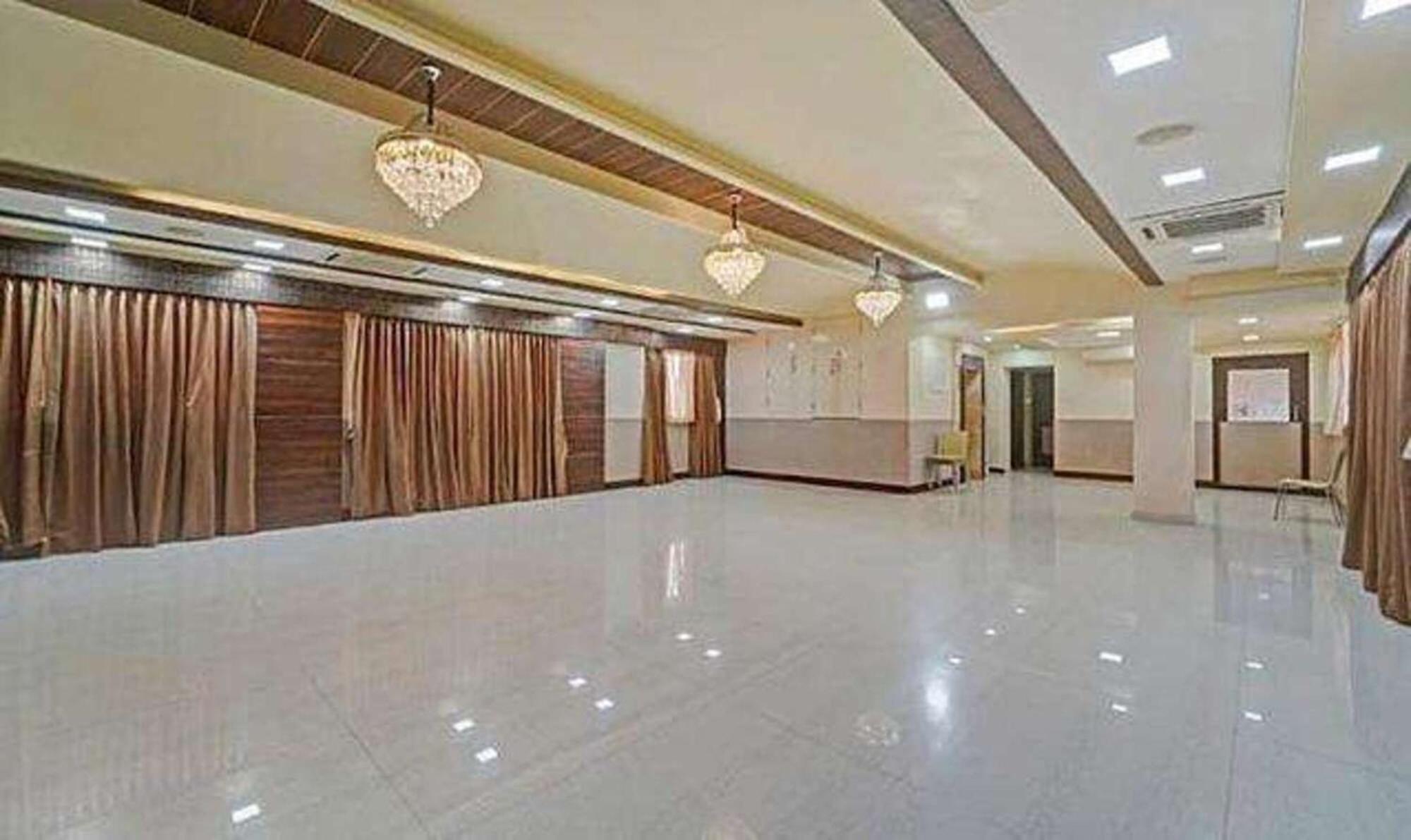 Fabhotel Chennai Palace - Nr Parry'S Corner Buitenkant foto